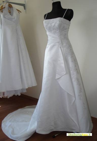 Vestuviniu sukneliu salonas &quot šarlote&quot jonavoje akcija
