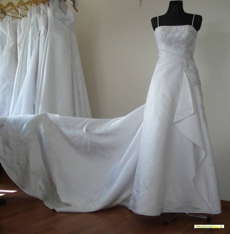 Vestuviniu sukneliu salonas &quot šarlote&quot jonavoje akcija