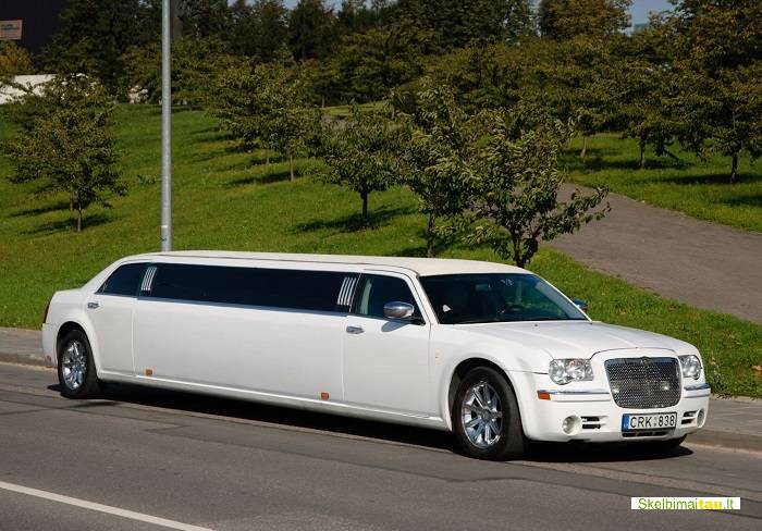 Limuzinunuoma chrysler limuzinai vilniaus limuzinas vilniuje