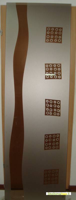 Stiklu tonavimas automobiliams ir pastatams