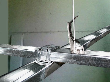 Parduodu gipso kartono plokštes, bei sistemas montavimui.