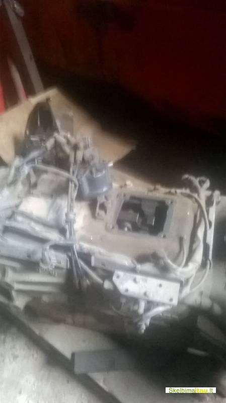 Parduodu greičių dėžę dalimis  scania 144   grs 900, 2000m