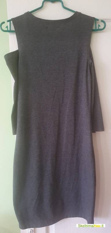 Suknutė sinsay, nuogais pečiais