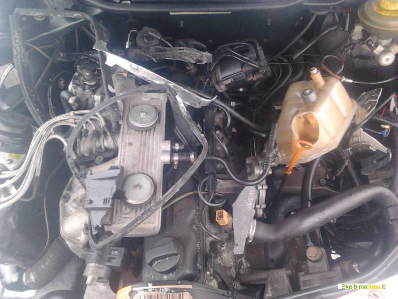 Dalimis - audi 100 1991 2.3l 2309cm3 98kw benzinas mechanine