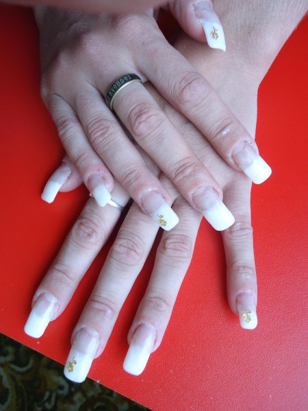 Gelinių nagų priauginimas