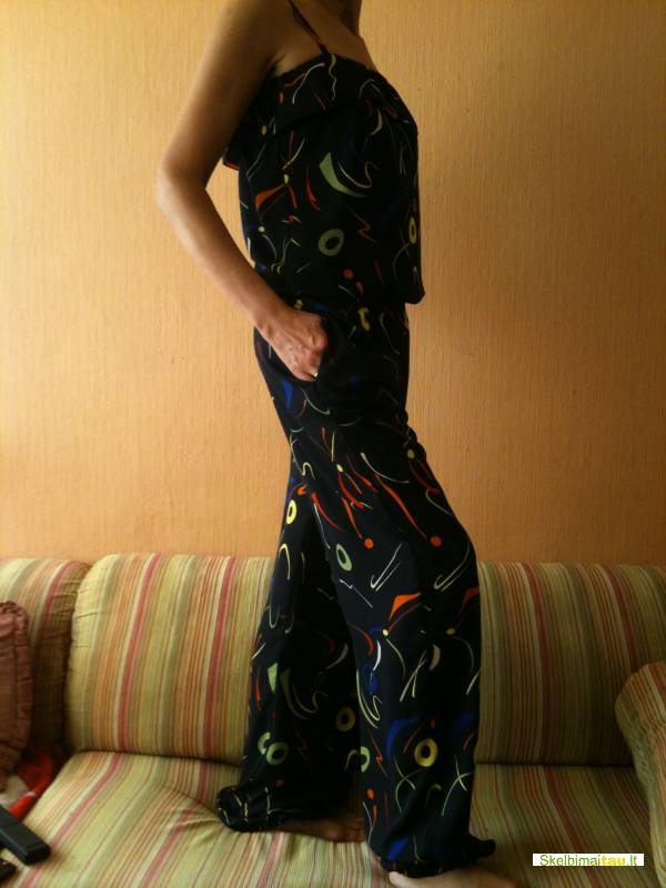 Naujas moteriskas vasarinis kombinezonas 36-38