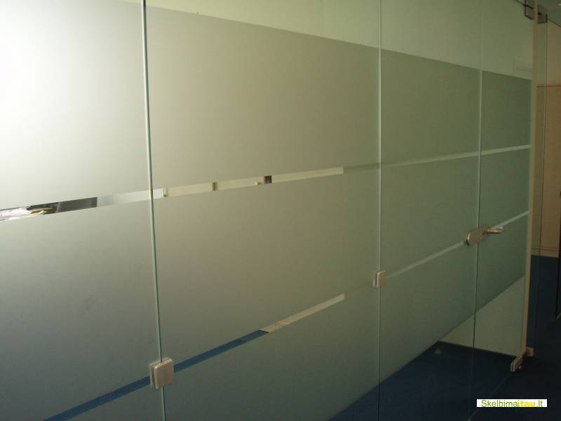 Stiklo dekoras/plėvelės klijavimas