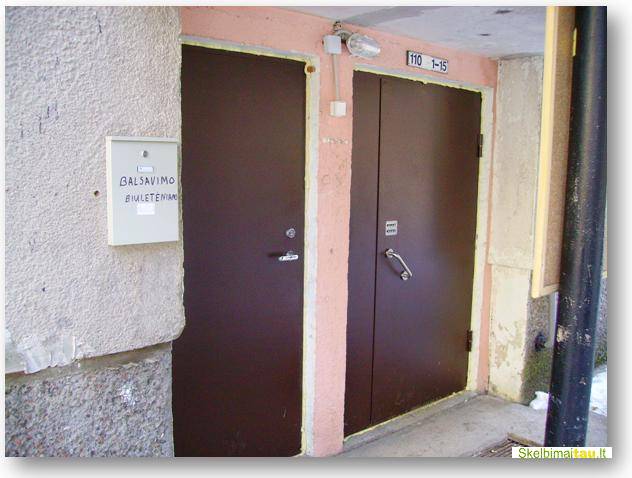 Šarvuotos durys laiptinėms