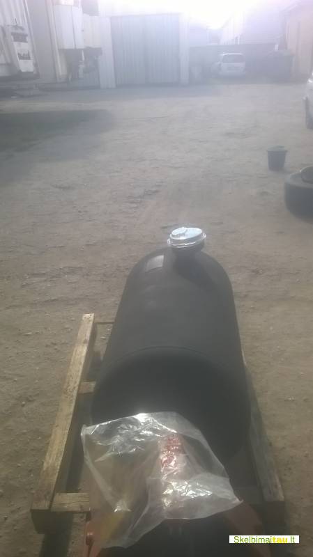 Dujų balionas 170 litrų. cilindras. ilgis -1 metras.