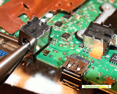 Išlaužtas lizdas nešiojamo kompiuterio remontas