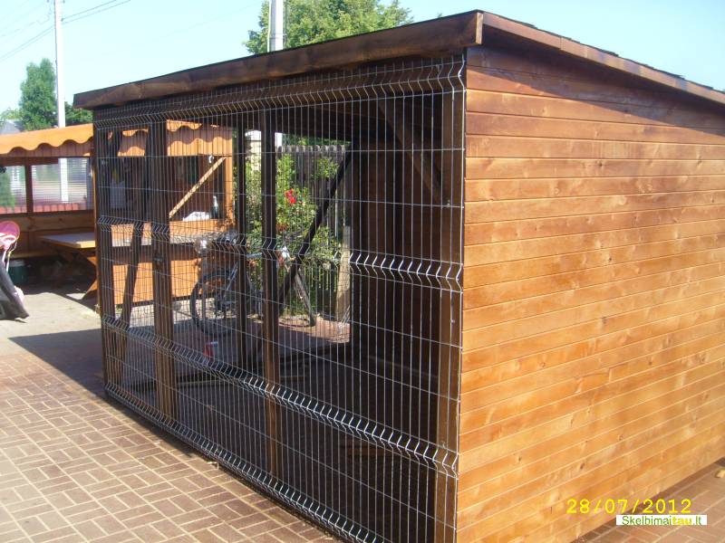 Meistrai, turintys ilgalaikę patirtį, gamina įvairias duris